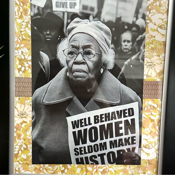 Well Behaved Women Seldom Make History Framed Canvas Print Wall Art B&W Feminism - Picture 4 of 8